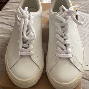 Veja Sneakers